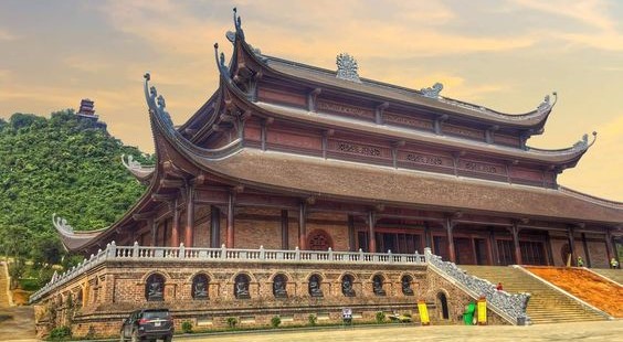 TAM CHUC PAGODA - DIA TANG PHI LAI PAGODA 1 DAY